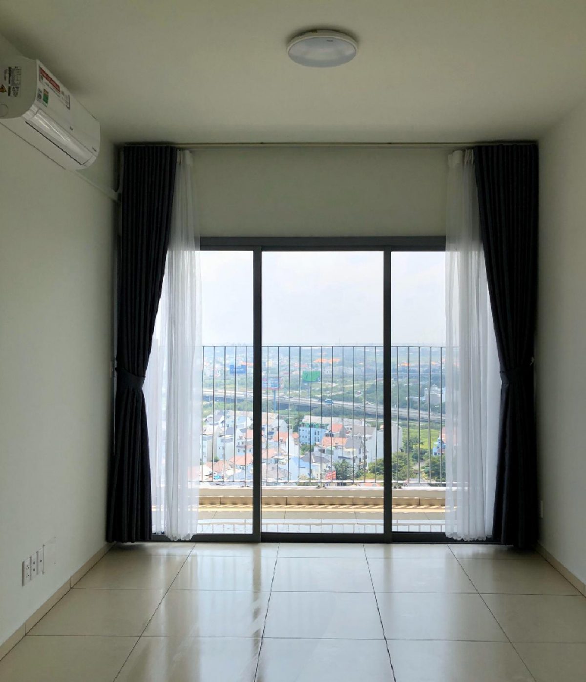 2 Bedrooms Apartment Hausneo District 9 Mysaigoncity Com